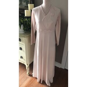 Vtg Nightgown Floor Length Long Sleeve Knit Pink Elegant XL Syrian Arabic